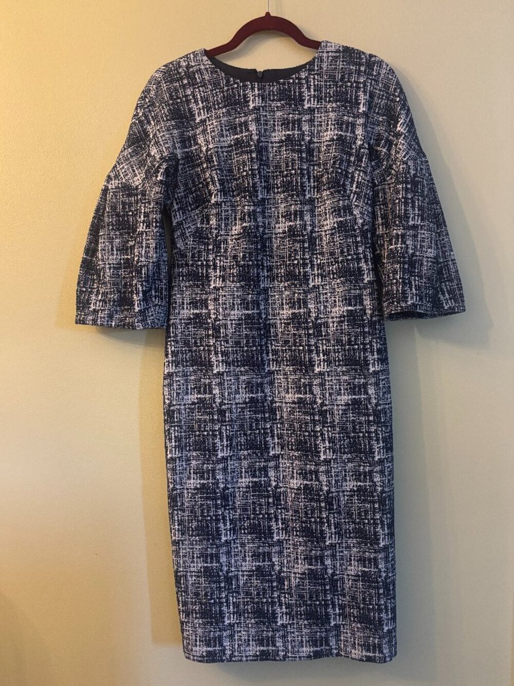 Maggy London Navy and White Jacquard Sheath Dress, Bell Sleeves, Size 6